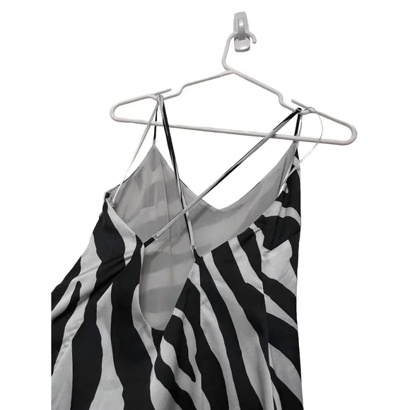 The East Order Nico Midi Dress Zebra Medium - Picture 7 of 9